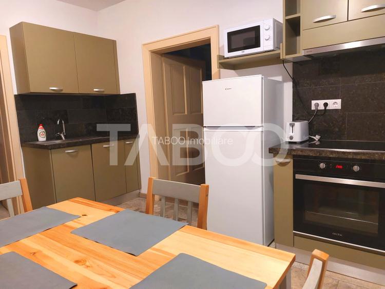 Garsoniede inchiriat la casa camera bucatarie baie langa Lidl Cisnadie - 7
