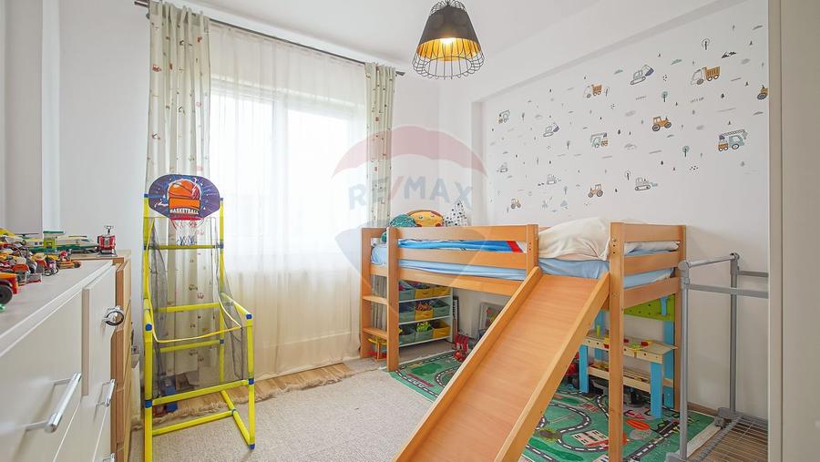 Apartament 3 camere | decomandat | etaj 2 | cartier Tractorul