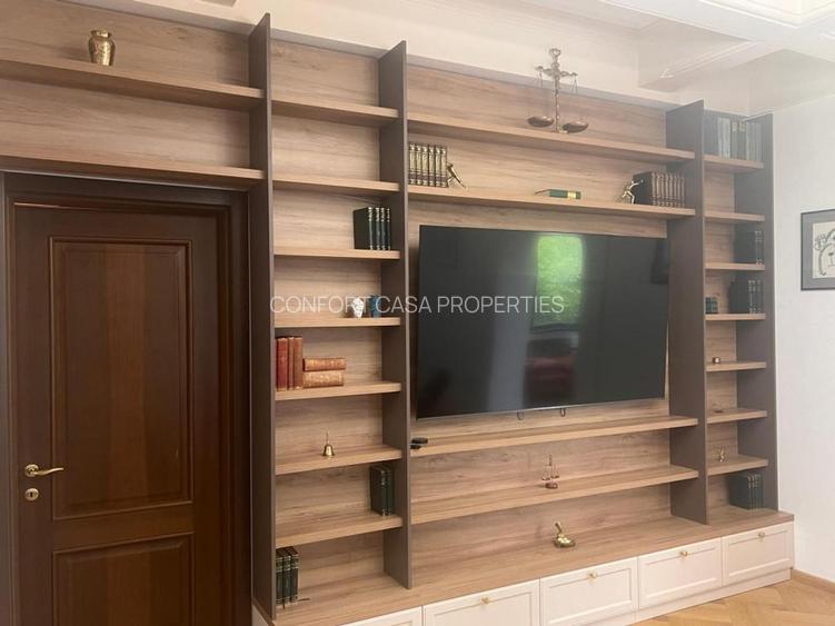 Piata Dorobanti, duplex, NEMOBILAT, pretabila birouri.
