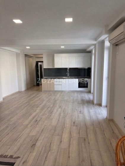 ULTRACENTRAL - spatiu birouri cu iz interbelic, 160 mp., - 3