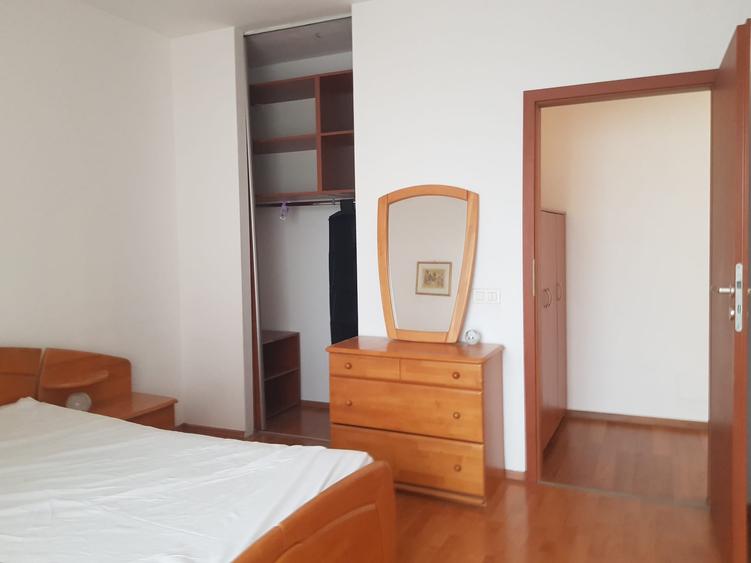 Inchiriere apartament 2 camere, centrala, parcare, Complex Rasarit de Soare