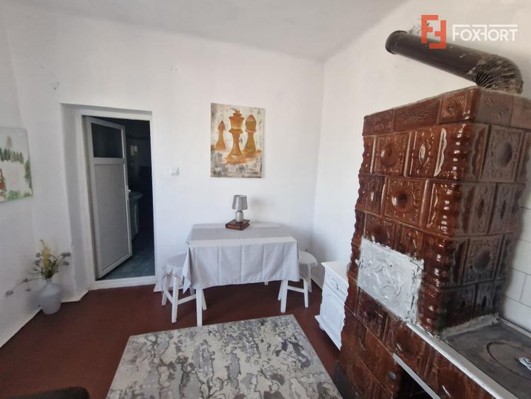 Casa individuala cu 3 camere si teren de 647 mp in Mosnita Veche