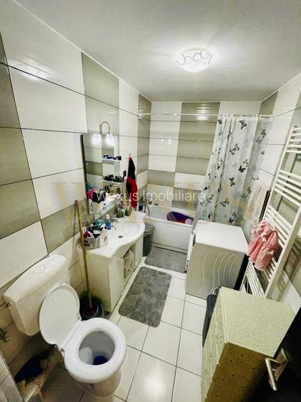 Apartament de 3 camere , 78 Mp , lift , parcare , bloc nou - 8