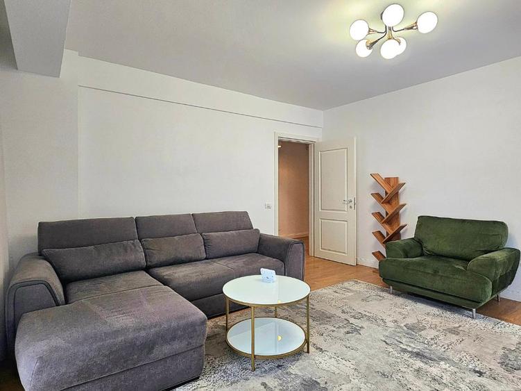 Inchiriere 2 camere decomandate cu centrală proprie, AC – metrou Laminorului