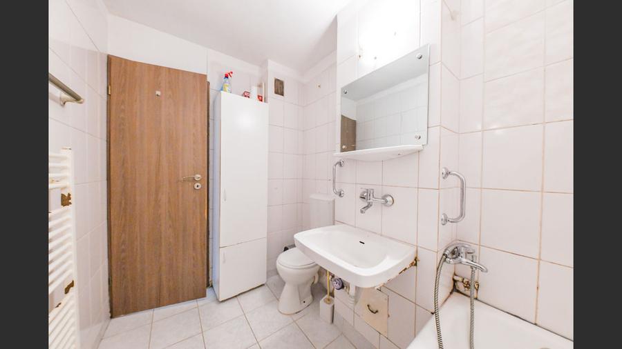 Reprezentare exclusivă - Apartament 3 camere, 66 mp + balcon