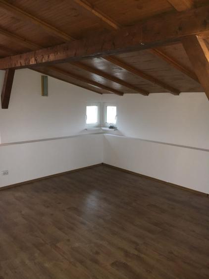Vila cu 2 apartamente separate Prelungirea Ghencea/rezidențial/birouri