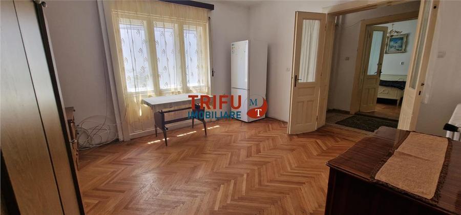 Casă individuală cu curte verde, pe cea mai frumoasă stradă