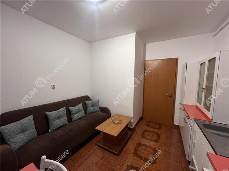 Apartament cu 2 camere la etaj 1 loc de parcare zona Calea Dumbravii