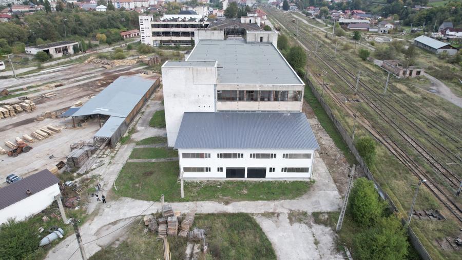 Clădire industrială cu potențial mixt – producție, depozitare, servicii –Toplița