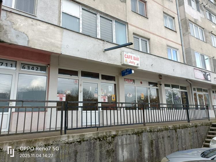 Spațiu comercial de vânzare sau închiriat.