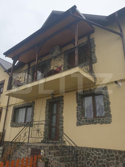 Casa Horpaz, 130 mp totali, terasa, la strada asfalata