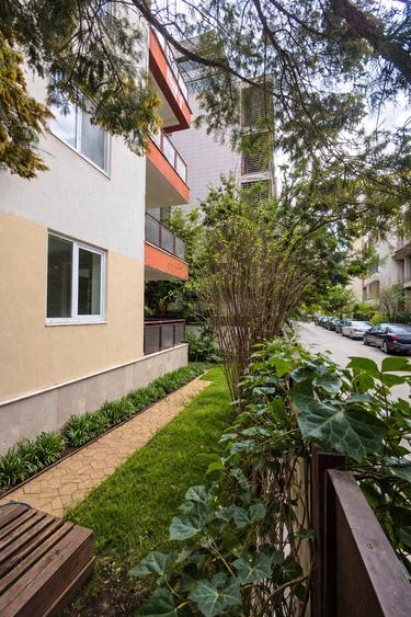 Apartament tip duplex 3 camere | 150 mp utili | curte 60 mp | parcare subterană