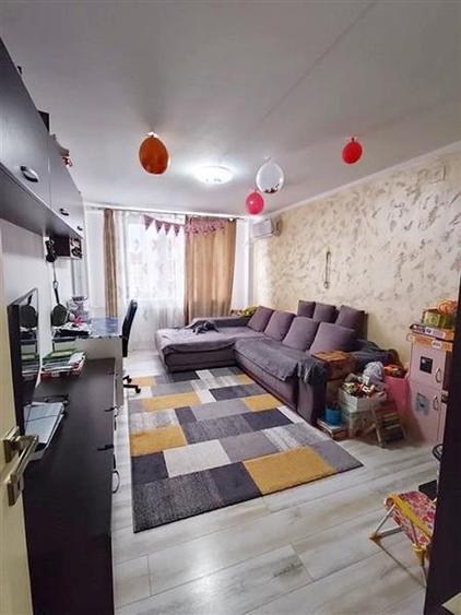 Apartament 3 camere decomandat etaj intermediar, Vlahuta Gemenii