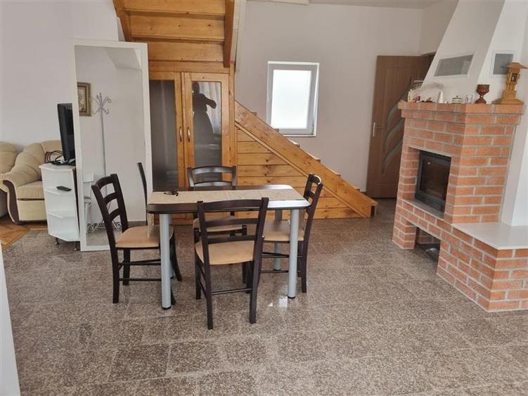 Vanzare casa individuala 5 camere si teren de 1500 mp in Valea Draganului