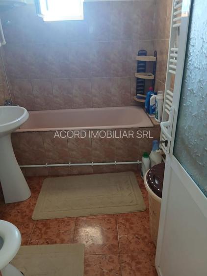 Apartament 3 camere, suprafata generoasa , Tulcea - 4