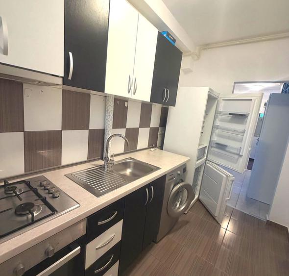 Garsonieră de închiriat | Demisol | Sisești | 34 mp | Mobilată complet