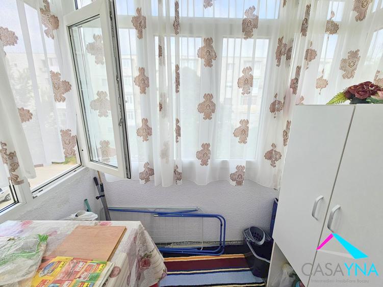 3 Camere Zona Mioritei ( Costache Negri), etaj 2.