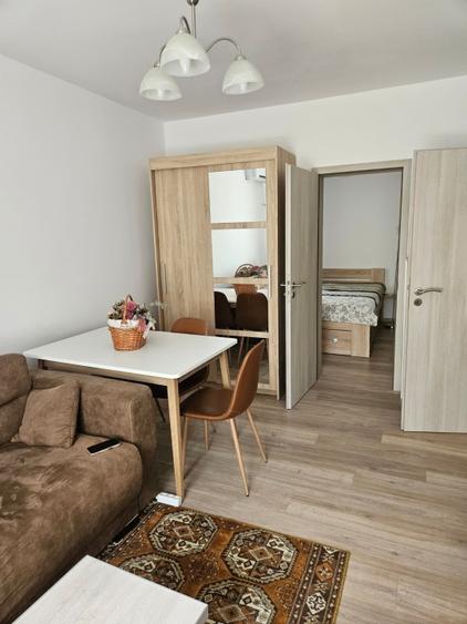 Apartament 2 camere în casă | 350 m de metrou Eroii Revoluției | Parcare curte