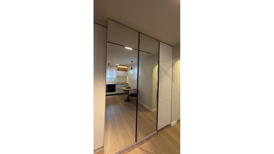 REA1028922 Ap Prima inchiriere bloc din 1986 scara blocului proaspat renovata
