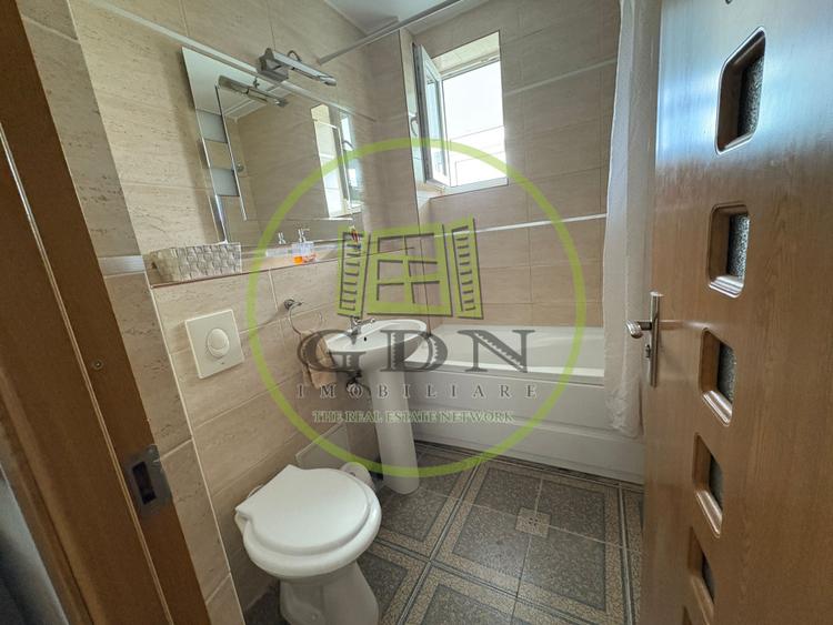 Apartament, 3 camere, decomandat, 65 mp, Calea Bucuresti, Zona Universitatii