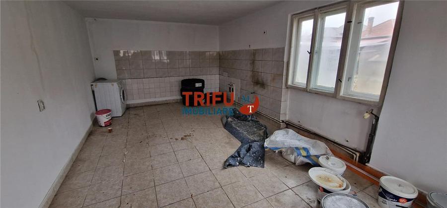 Casa individuala cu 5 camere si garaj de vanzare in Alba Iulia zona Centrala