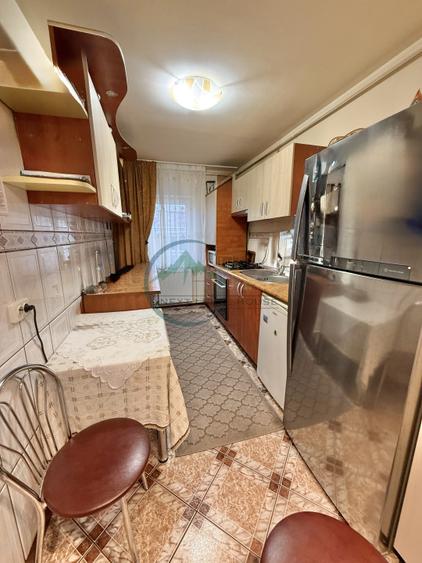 Apartament 3 camere, Judetean