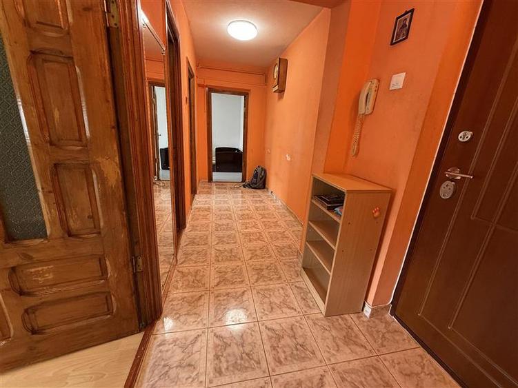 OKAZIE! - Energiei-G. Bacovia- 2 camere decomandate