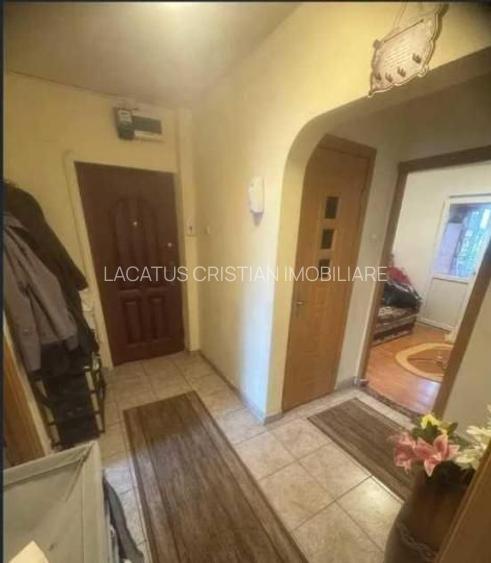 APARTAMENT 3 CAMERE DECOMANDAT ZONA INEL 1 - 4