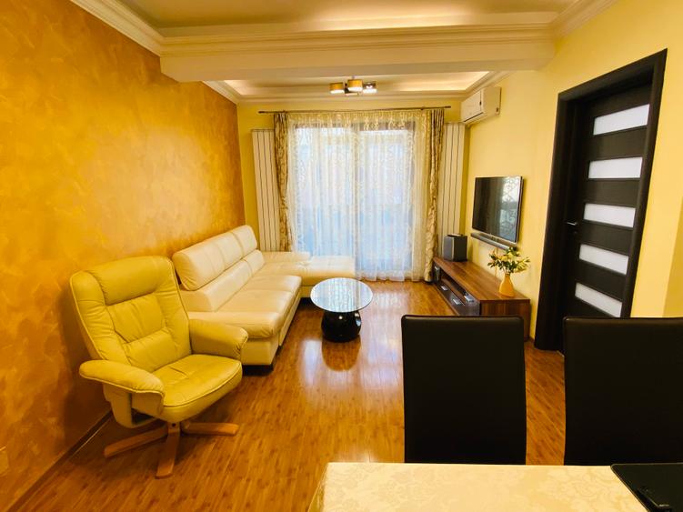 Apartament 3 camere - Decebal - loc de parcare subteran