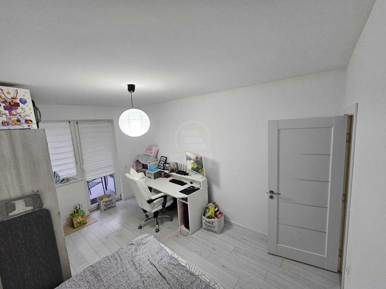 Apartament spațios de închiriat – 3 camere - terasă generoasă