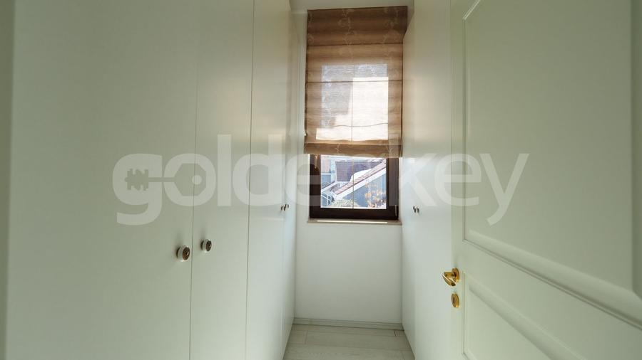 Vila cu finisaje moderne in complex rezidential