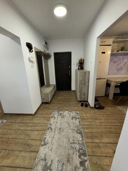 Academia Navală - Soveja apartament decomandat 3 camere 78 mp