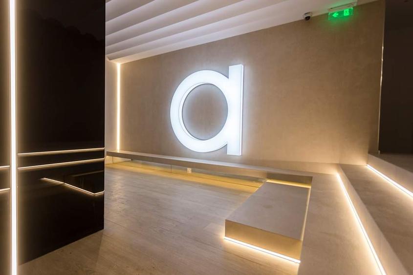 | CORTINA ACADEMY | 2 CAMERE | 60 MP | DESIGN ELEGANT | HIGH- END |