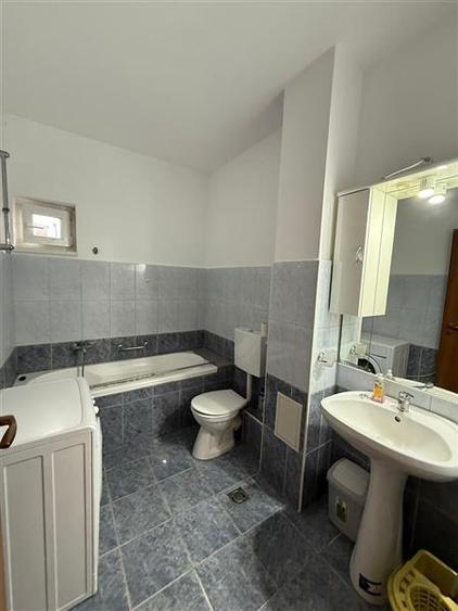 Exclusivitate, Garsoniera 47 mp, Zona Tractorul, Brasov