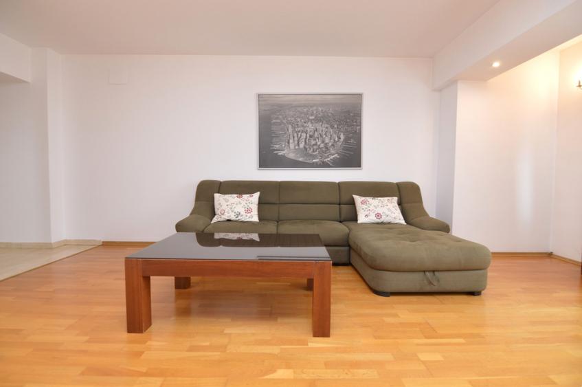 INCHIRIERE APARTAMENT 3 CAMERE UNIRII – PIATA ALBA IULIA