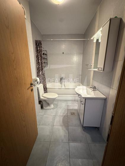 Apartament 3 camere, parcare, zona strazii Horea - 7