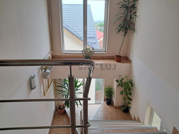 Apartament de 5 camere în Vilă , ideal ivestiție, parcări - 12