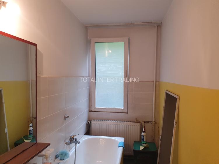 Vanzare-garsoniera-Dr Taberei-Tg Neamt-parc-p/4-dec-bl 78-libera-65000E - 7