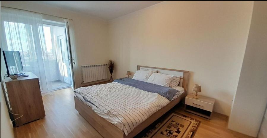 Apartament 2 camere Lux+30 mp terasa in zona Romana