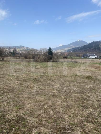 Teren intravilan de vânzare, 4047 mp, zona Vatra Dornei