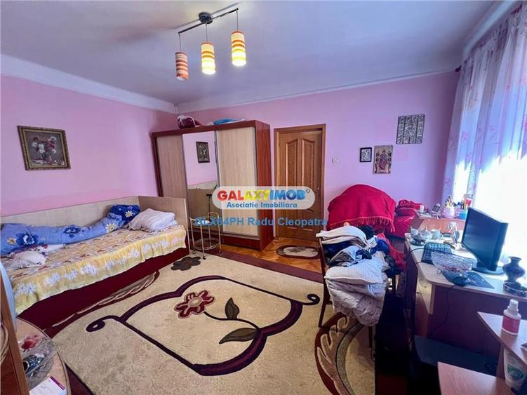 Vanzare casa 4 camere in Ploiesti, zona ultracentrala