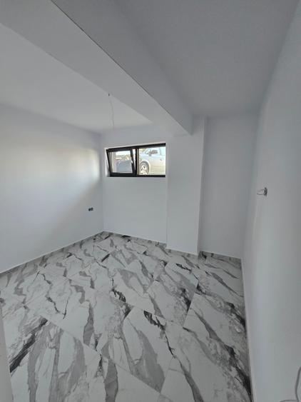 Spatiu stradal 23 August | Lidl | Parcare privata | zona cu vad