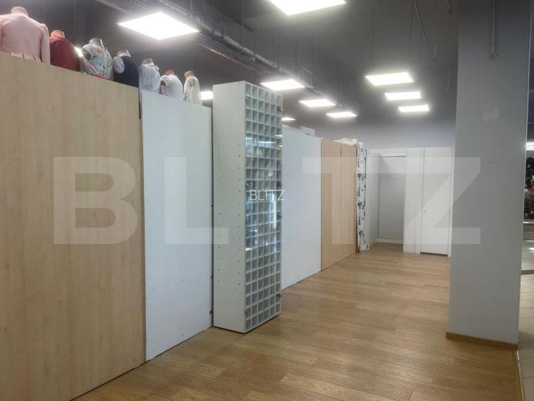 Spatiu comercial, 40 mp, zona Craiovita (complex comercial) - 3