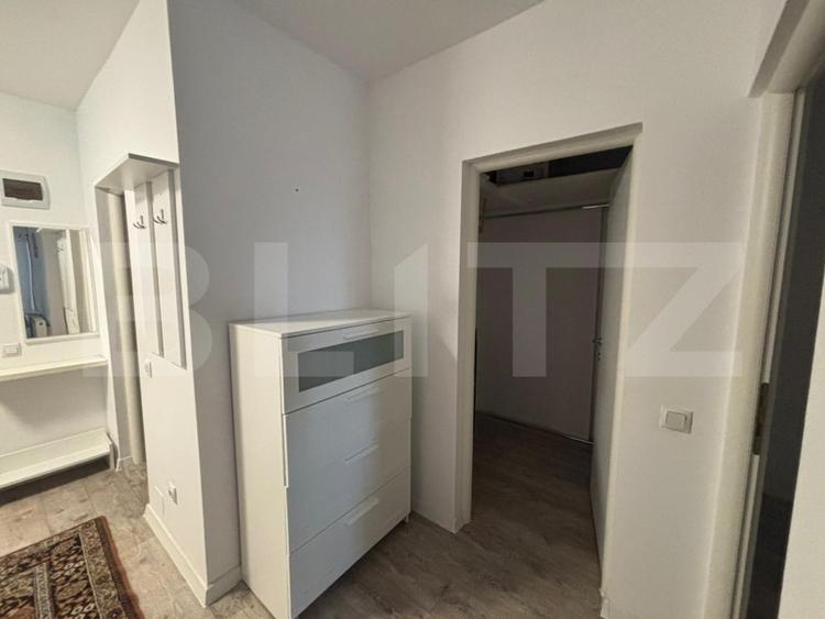 Apartament cu 3 camere, 47 mp, parcare subterana, zona Vivo