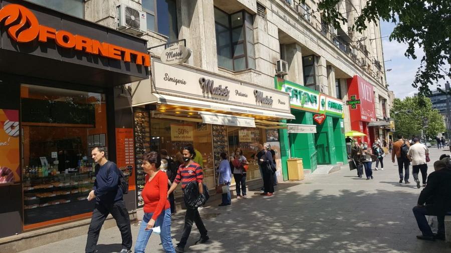 Piata Unirii-Metrou - 180 mp - 7.000 euro/ luna