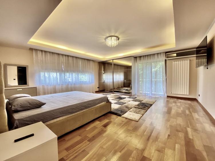 Ocazie!vila individuala in Baneasa Rezidence- Iancu Nicolae-1000mp teren-piscina