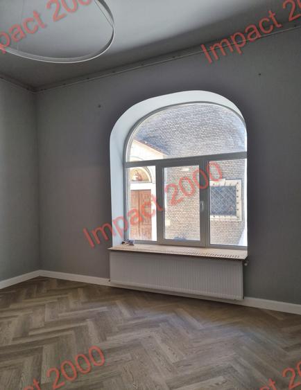 Apartament 5 cam Parter Piata Ovidiu
