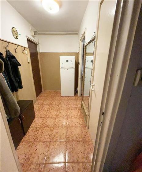 Apartament 2 camere  etaj intermediar Astra- Saturn