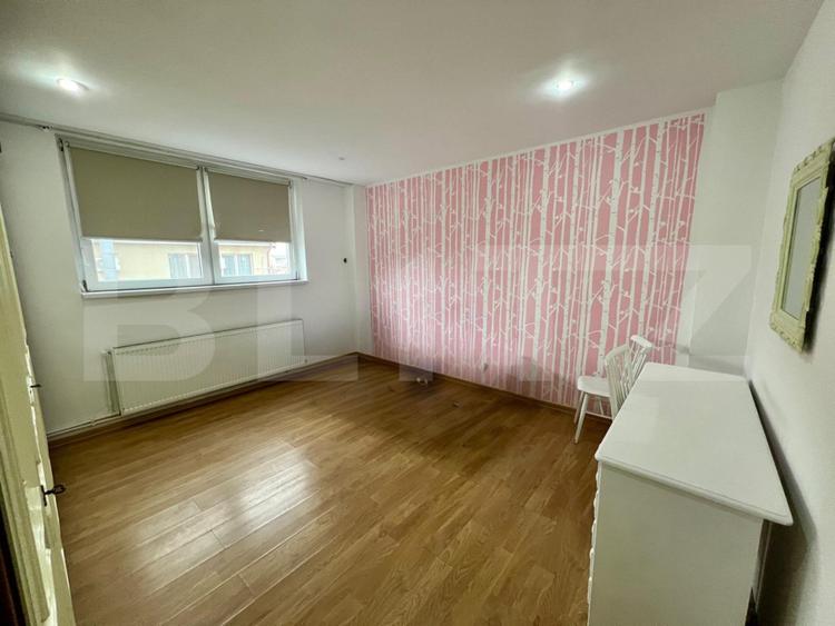 Spatiu birouri, 70 mp, etajul 2, centrala si aer, zona 1 Mai