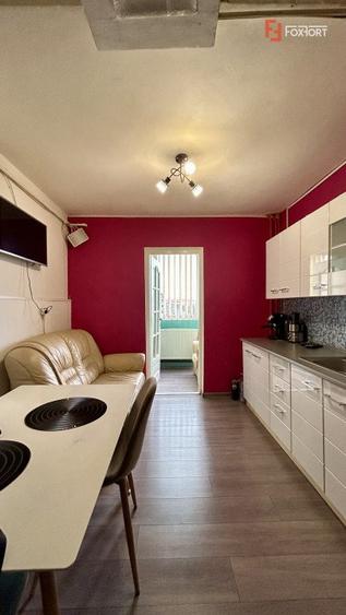 Apartament cu 2 camere, etaj 3 - zona Lipovei